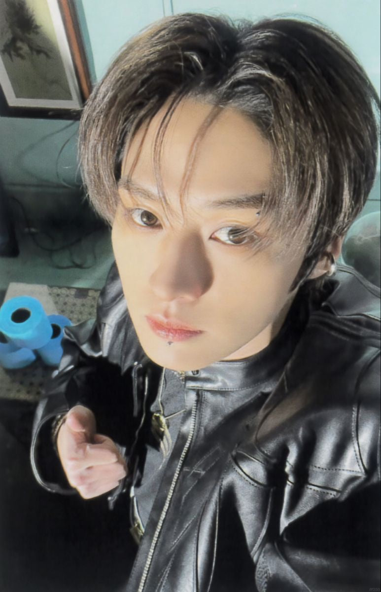 STRAY KIDS LEE KNOW - 5STAR