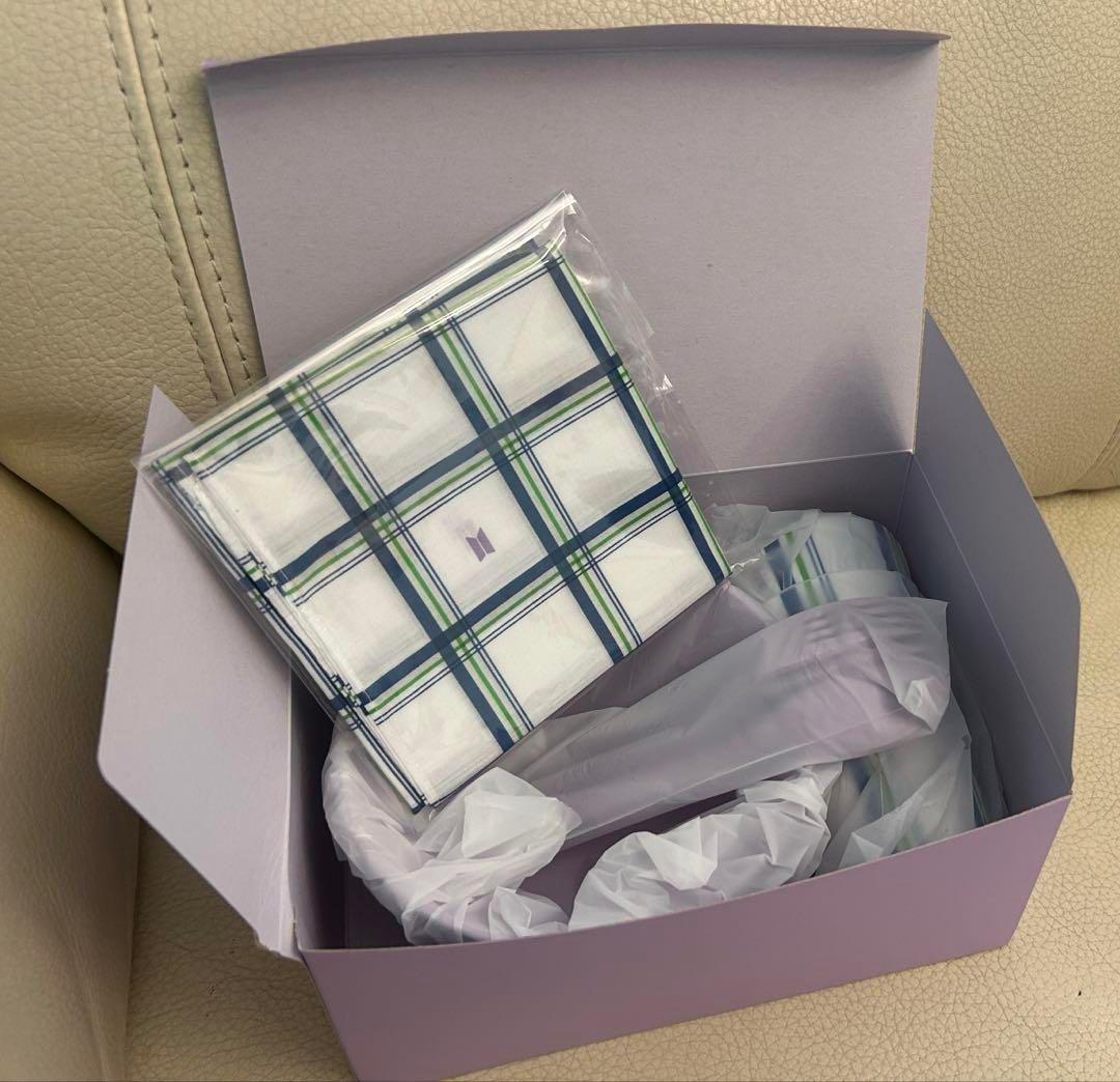 BTS - MERCHBOX #2 [PEDIDO MERCARI]